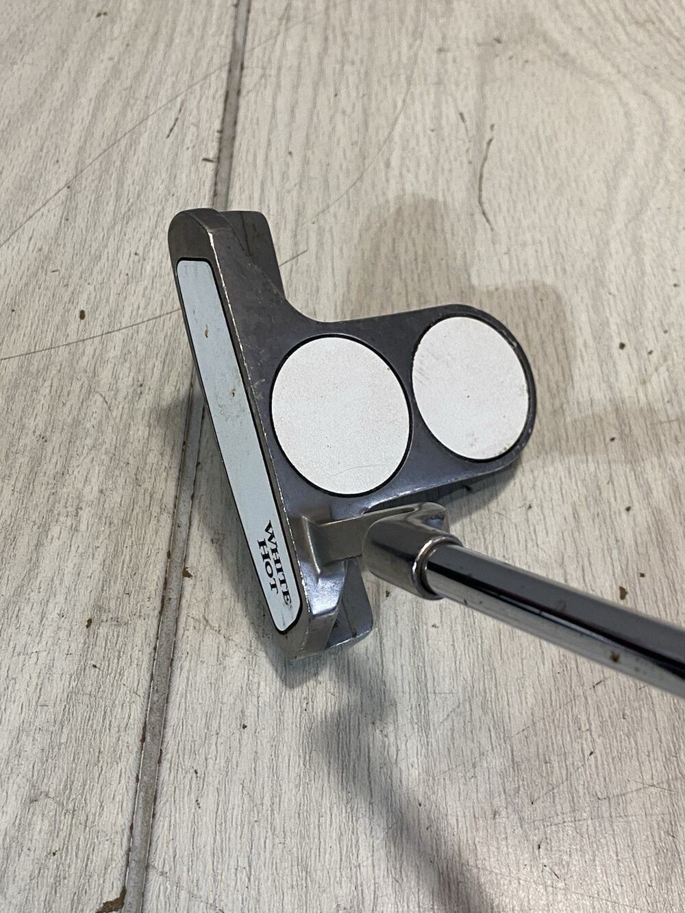 Odyssey WHITE HOT 2-Ball Blade Putter (35-inch)